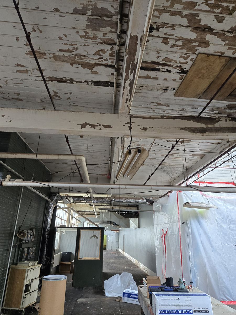 Lead containment work