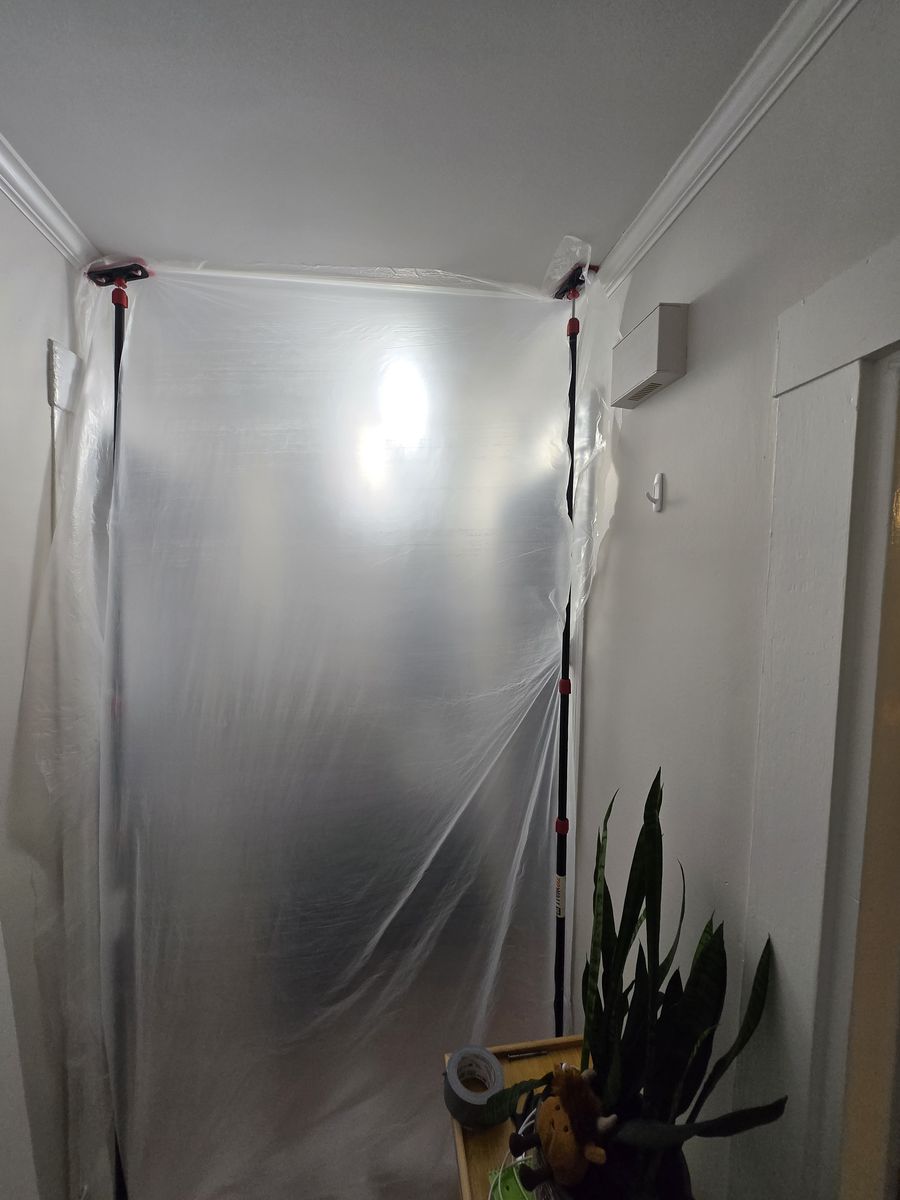 Lead containment work